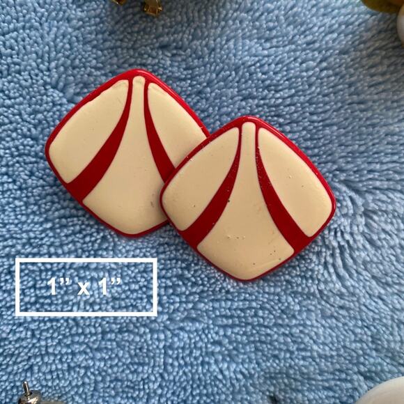 other Jewelry - Red and White Geometric Stud 80’s Earrings Vintage